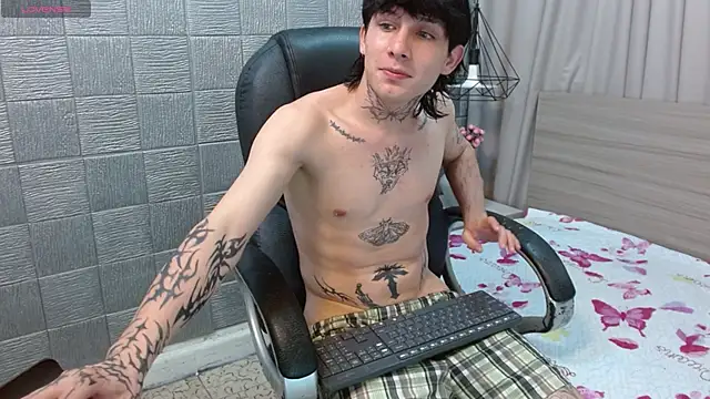 Iantwink18's cam snapshot