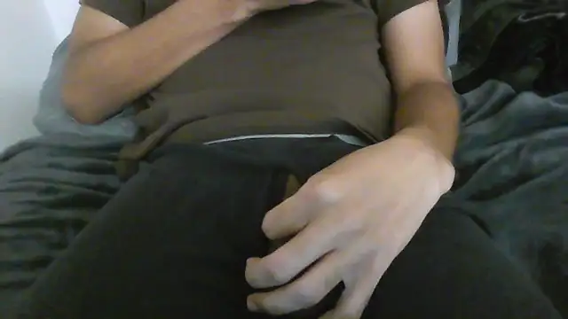 latinman7944's cam snapshot