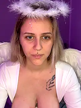 lunawolf21 live sex cam