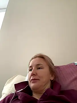 DianaNatur's cam snapshot