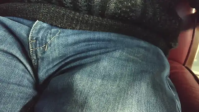 hairyandtiny live sex cam