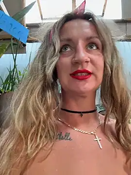 EvvaMur live sex cam