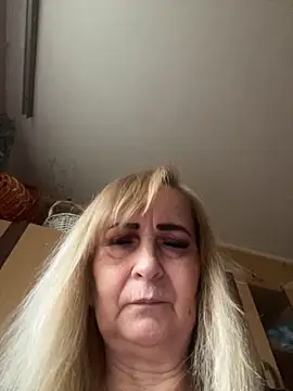 Irina2909@xh live sex cam