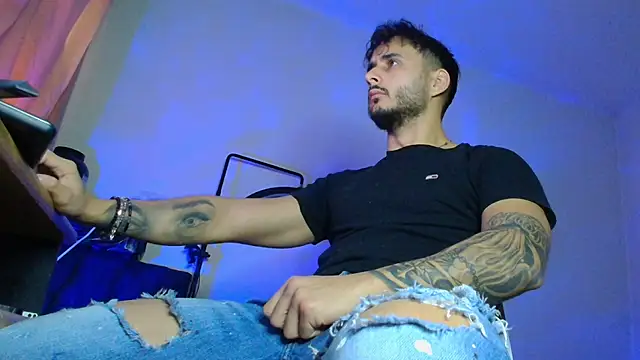 XanderCage99 live sex cam