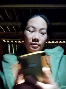 gio-thu live sex cam