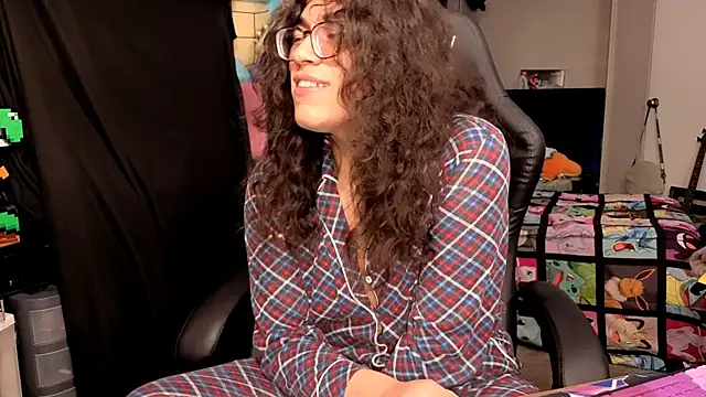 ShinyCherub live sex cam