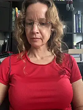 AnnikaRose live sex cam