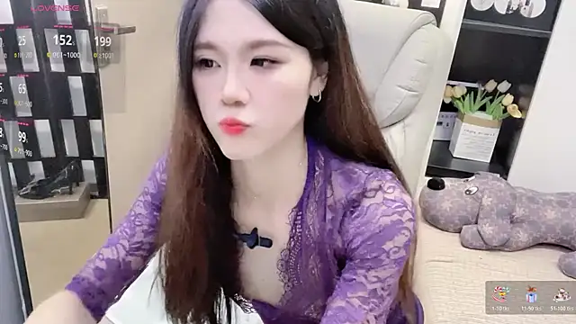 Yueyue-MM live sex cam