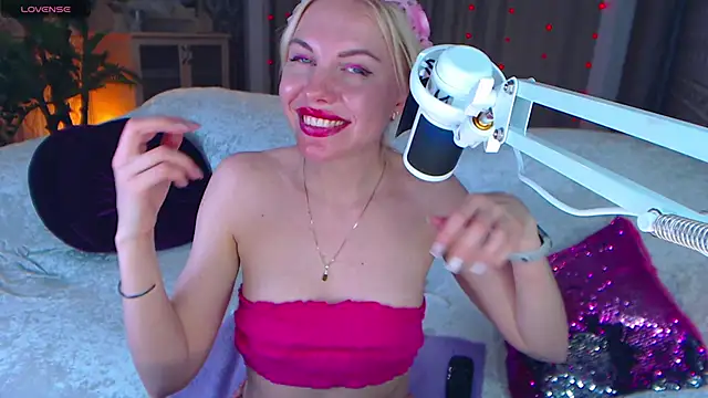 LiSinDoll live sex cam