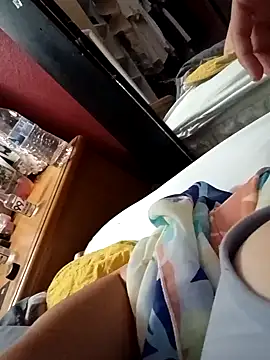 Justcurio777 live sex cam