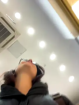 NataKitten live sex cam