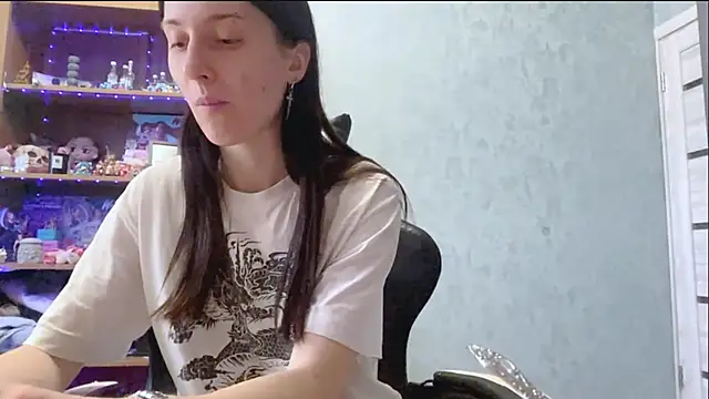 CyberAIice's cam snapshot