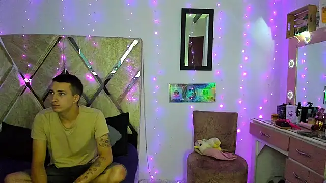 parejacaliente20154 live sex cam