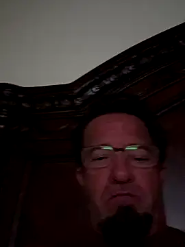 sluttydylan live sex cam