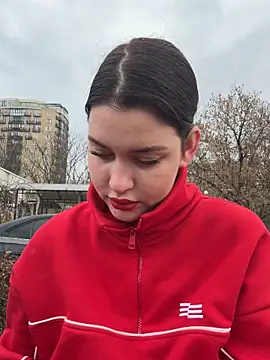 KikiWatson live sex cam