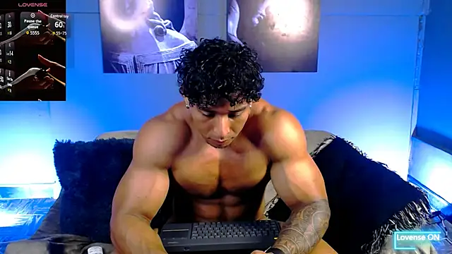 bradley_smith live sex cam