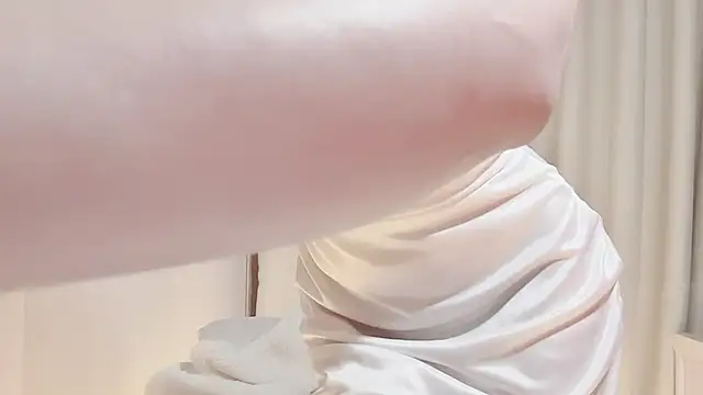 QueenZiii live sex cam