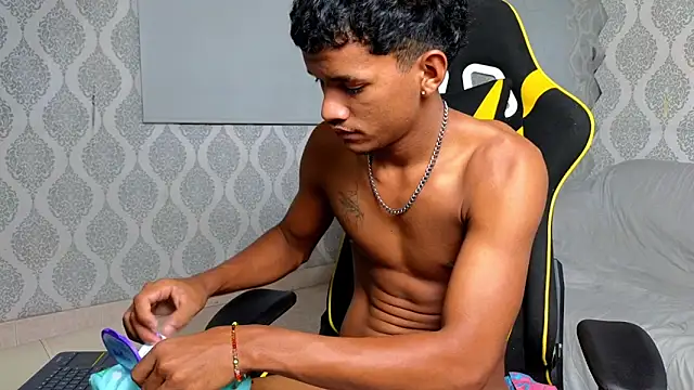 Boy_savoy live sex cam