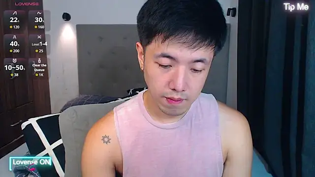 Addictiveboi live sex cam