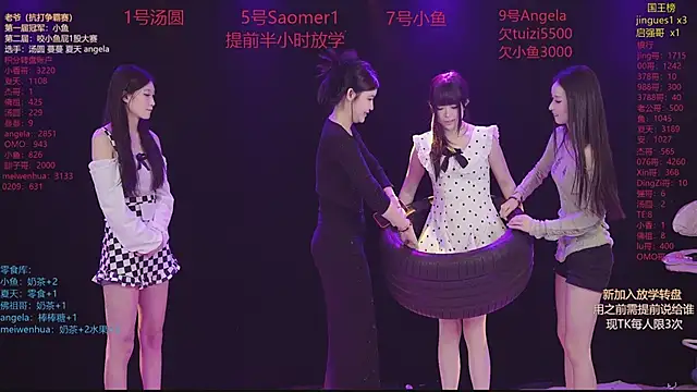 summer_001XT live sex cam