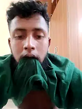 Fuckboy0-1 live sex cam