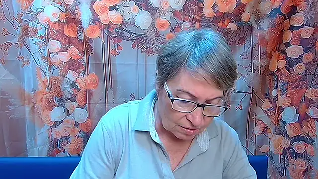 OlgaLuck live sex cam