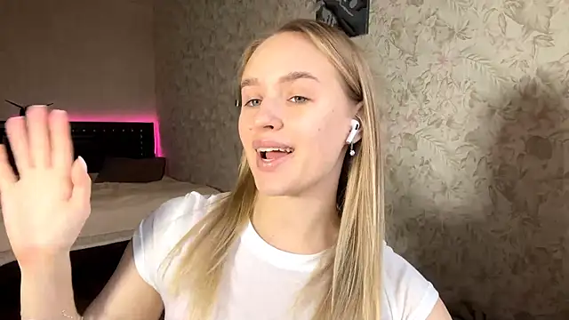 ElisabetLorney live sex cam