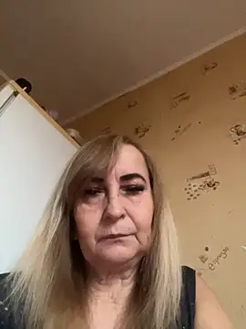 Irina2909@xh live sex cam