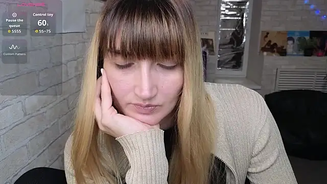 Nika_Kitten live sex cam