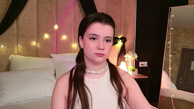 Pauline_Heaven's cam snapshot