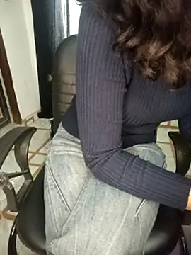 Tanya_mittal59's cam snapshot