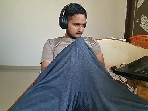 young-hairy-jon's cam snapshot