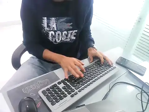 rahulkajuuu0909's cam snapshot