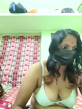 Tamil_Ishu's cam snapshot