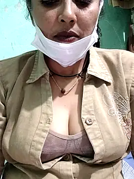 Piya_Bakshi's cam snapshot