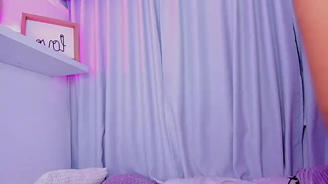 emmyheart7's cam snapshot