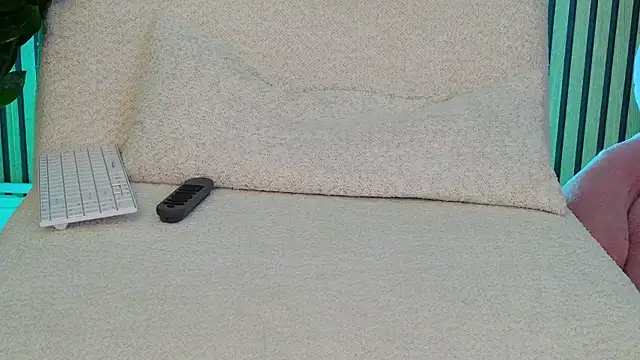 _Khalifa_'s cam snapshot