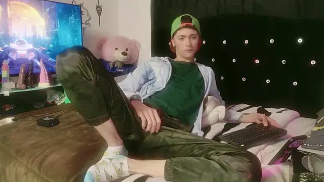 Tyler_cat's cam snapshot