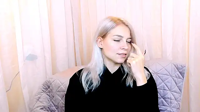 FoxyKathryn's cam snapshot