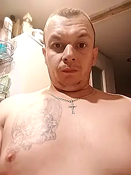 adiadi3131's web cam