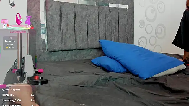 Nicol_TransGirl live sex cam