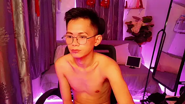 Skinny_BoyMilker69 live sex cam