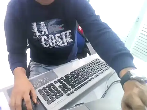 rahulkajuuu0909's cam snapshot