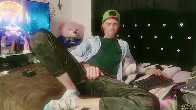 Tyler_cat's cam snapshot