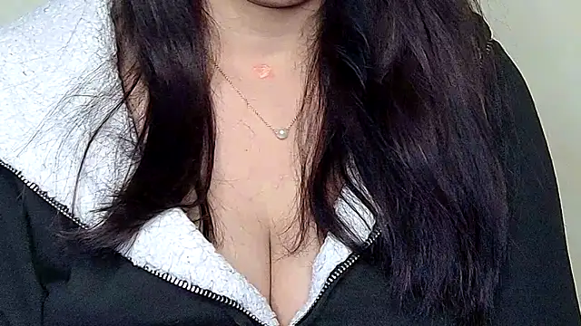 Naina_For_You's cam snapshot