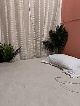 Shalu_G's cam snapshot