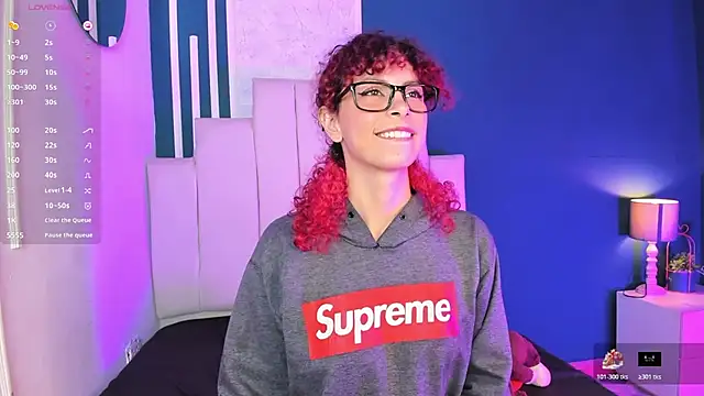 AliceMadnes's cam snapshot