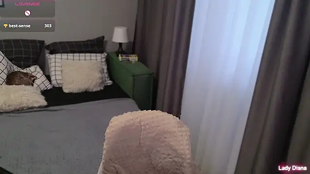 LadyDiLancaster's cam snapshot
