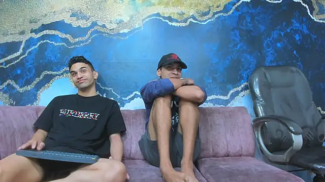 Juicy_Creww's cam snapshot