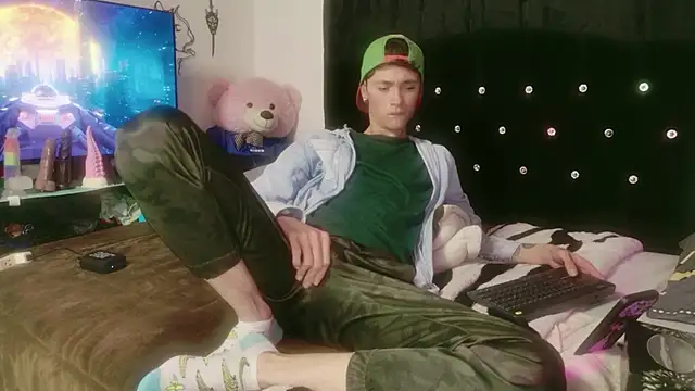 Tyler_cat's cam snapshot